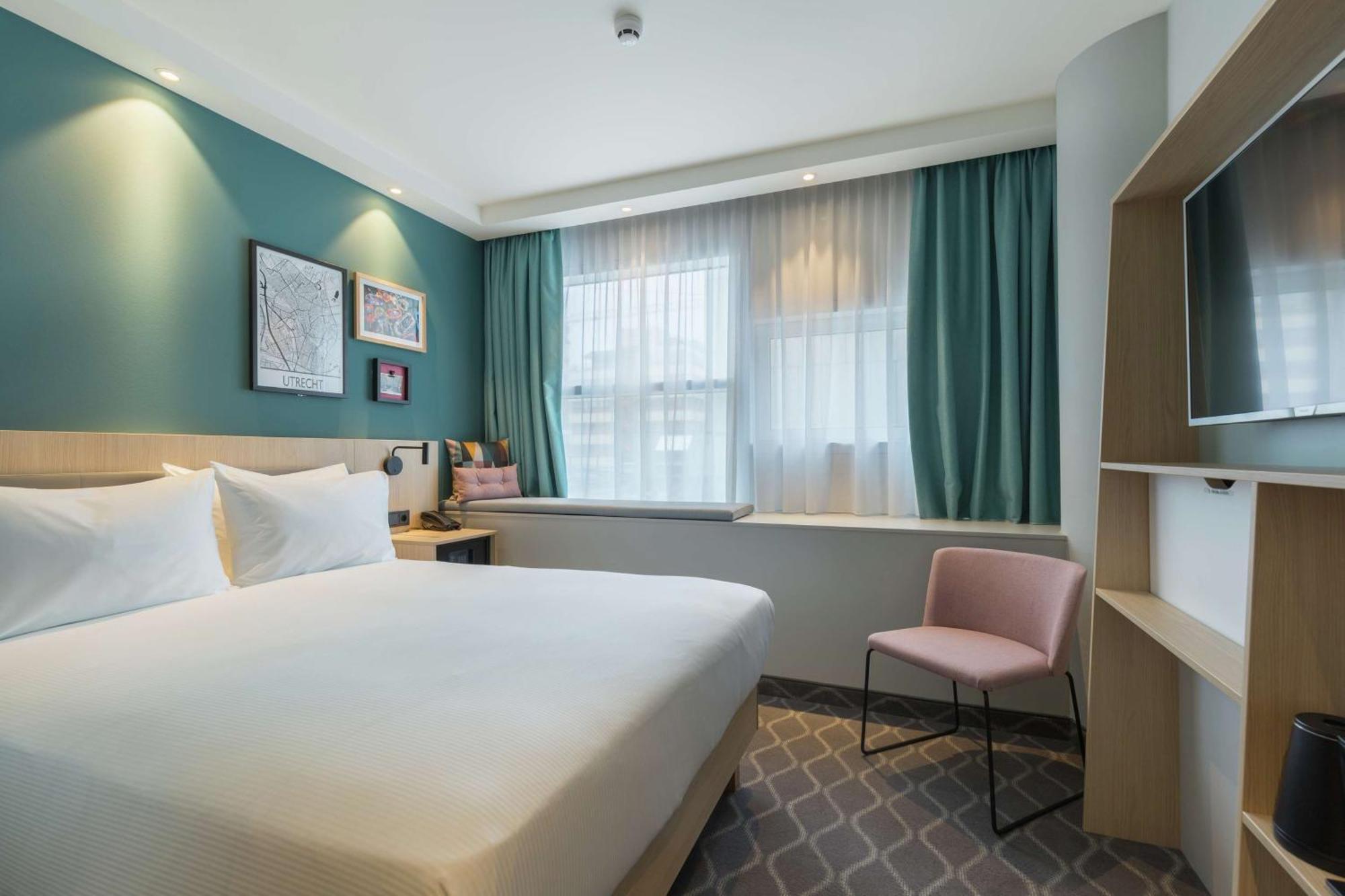 Hampton By Hilton Utrecht Centraal Station Hotel Bagian luar foto