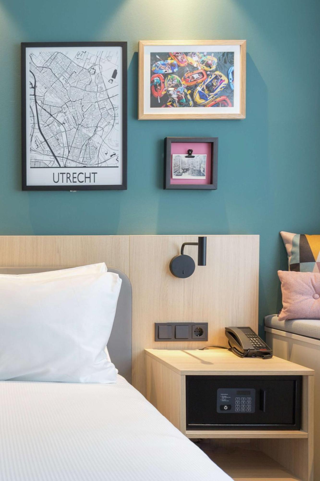 Hampton By Hilton Utrecht Centraal Station Hotel Bagian luar foto